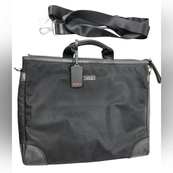 Tumi Black Nylon Crossbody Laptop Case - Picture 3 of 14